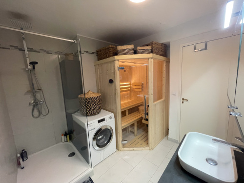 Salle de bain et sauna