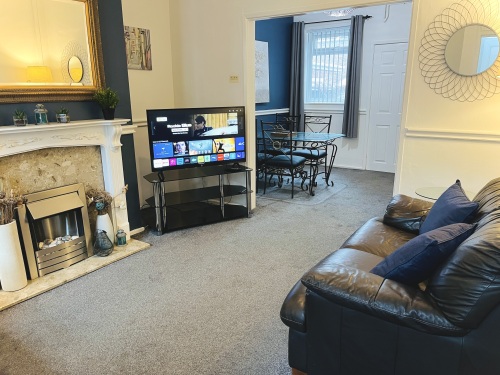 “Comfy vibes, cozy feels”