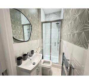 This photo represents the bathroom of the flat. 