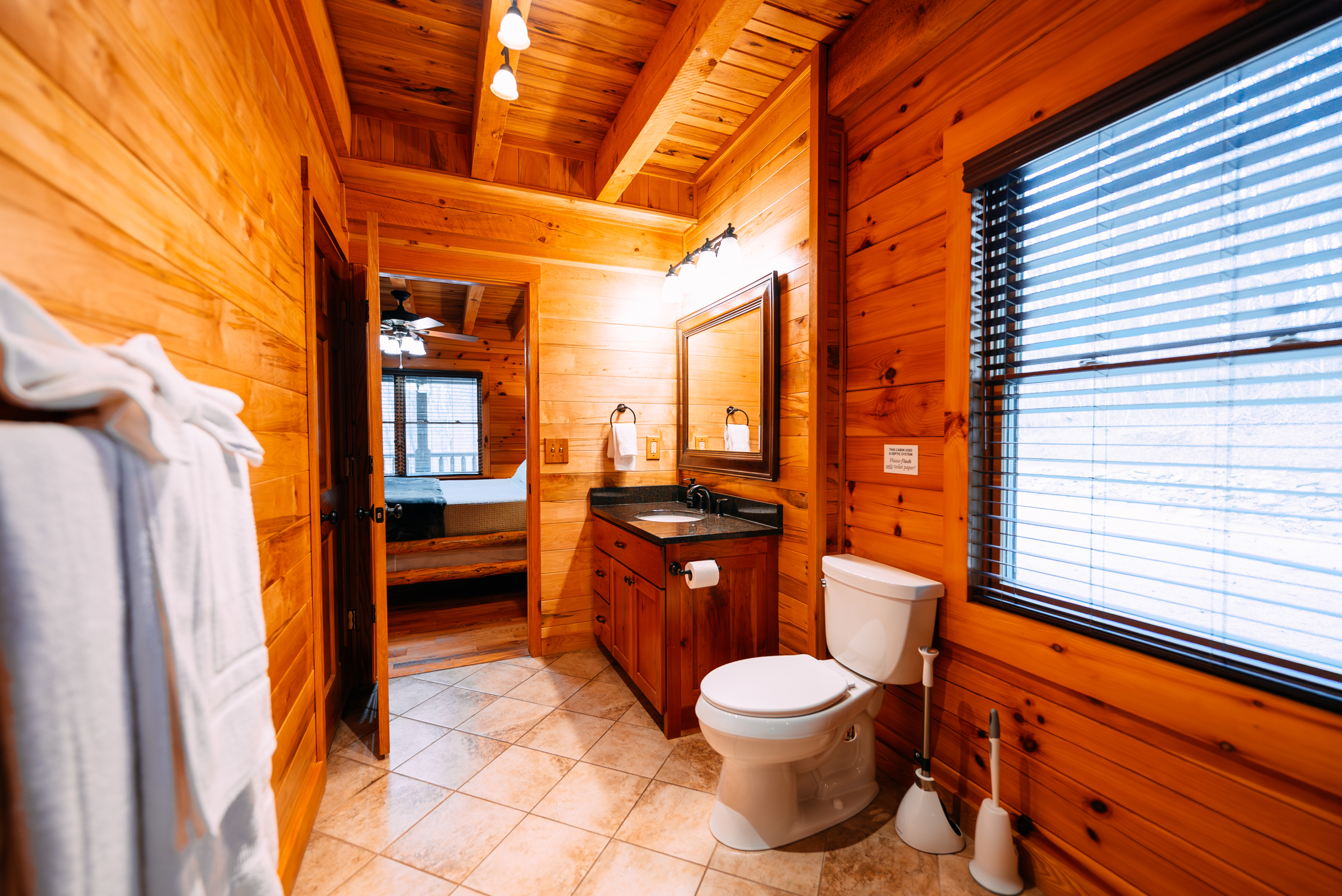 Gray Wolf Lodge | Photo 28