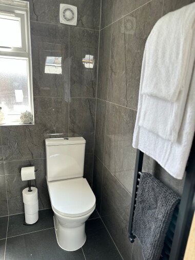 Towels and accessories provided 