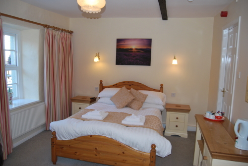 Double room-Ensuite with Bath-Ground Floor Access