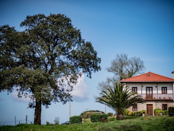 Casa rural El Mirador de Rivas, alojamiento junto a Cabarceno y la playa de somo Santander Cantabria
