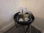 The perfect stay for any visitor – university affiliates, corporate travellers, or part of a large group. Private en-suite, tea/coffee, a kettle, and a 40" Smart TV in your room, with everything else on your doorstep.