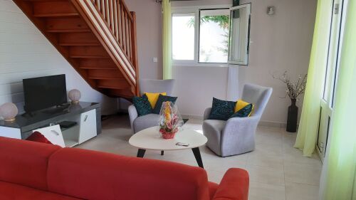 Espace RDC : Salle à manger - Escalier d'étage