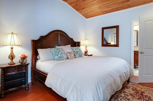 Double room-Ensuite-Standard-Caribbean Breeze  - Base Rate