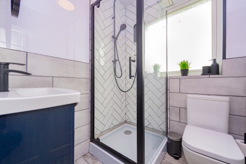 Funky shower room