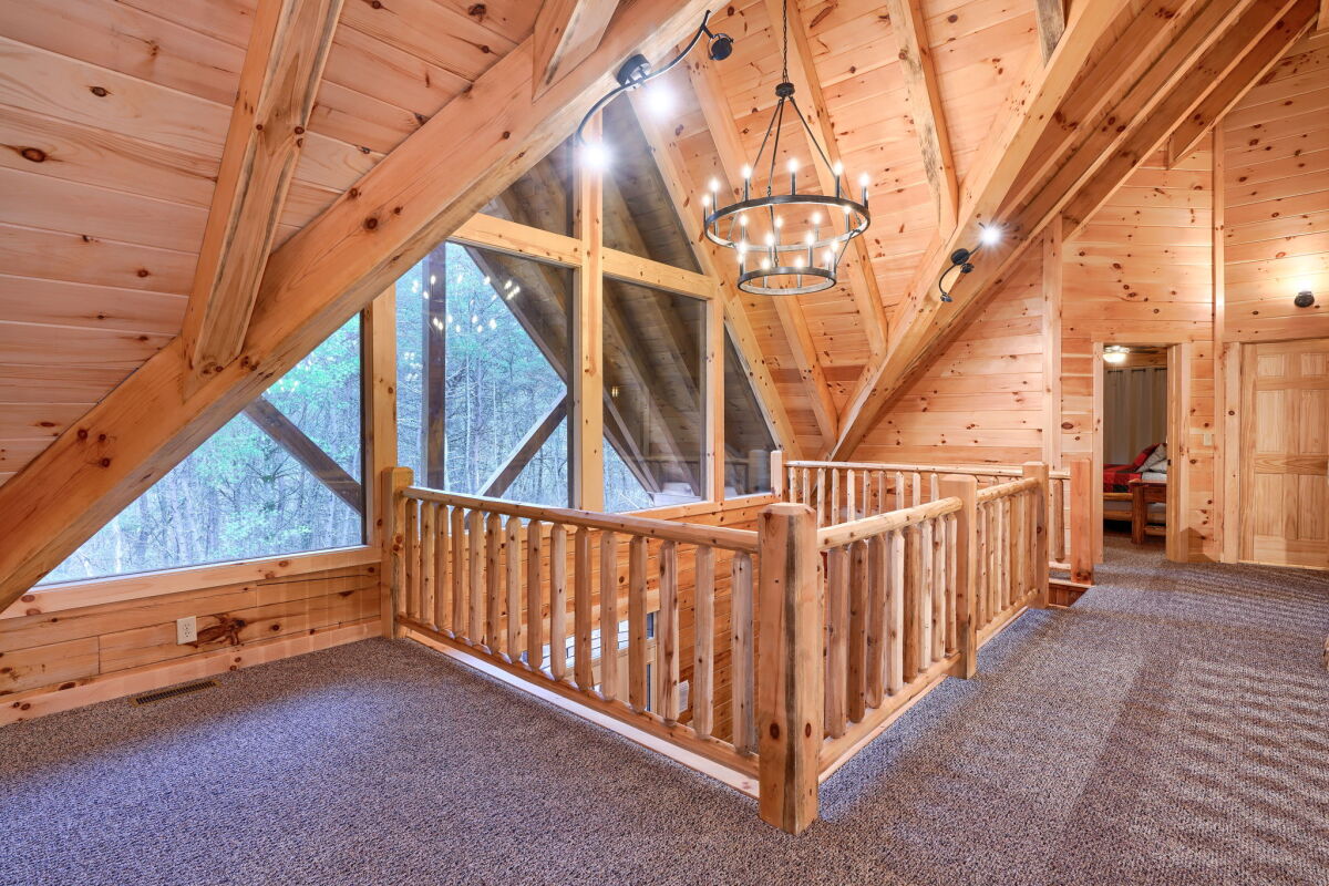Blue Ridge Lodge by Hocking Lodging Company
