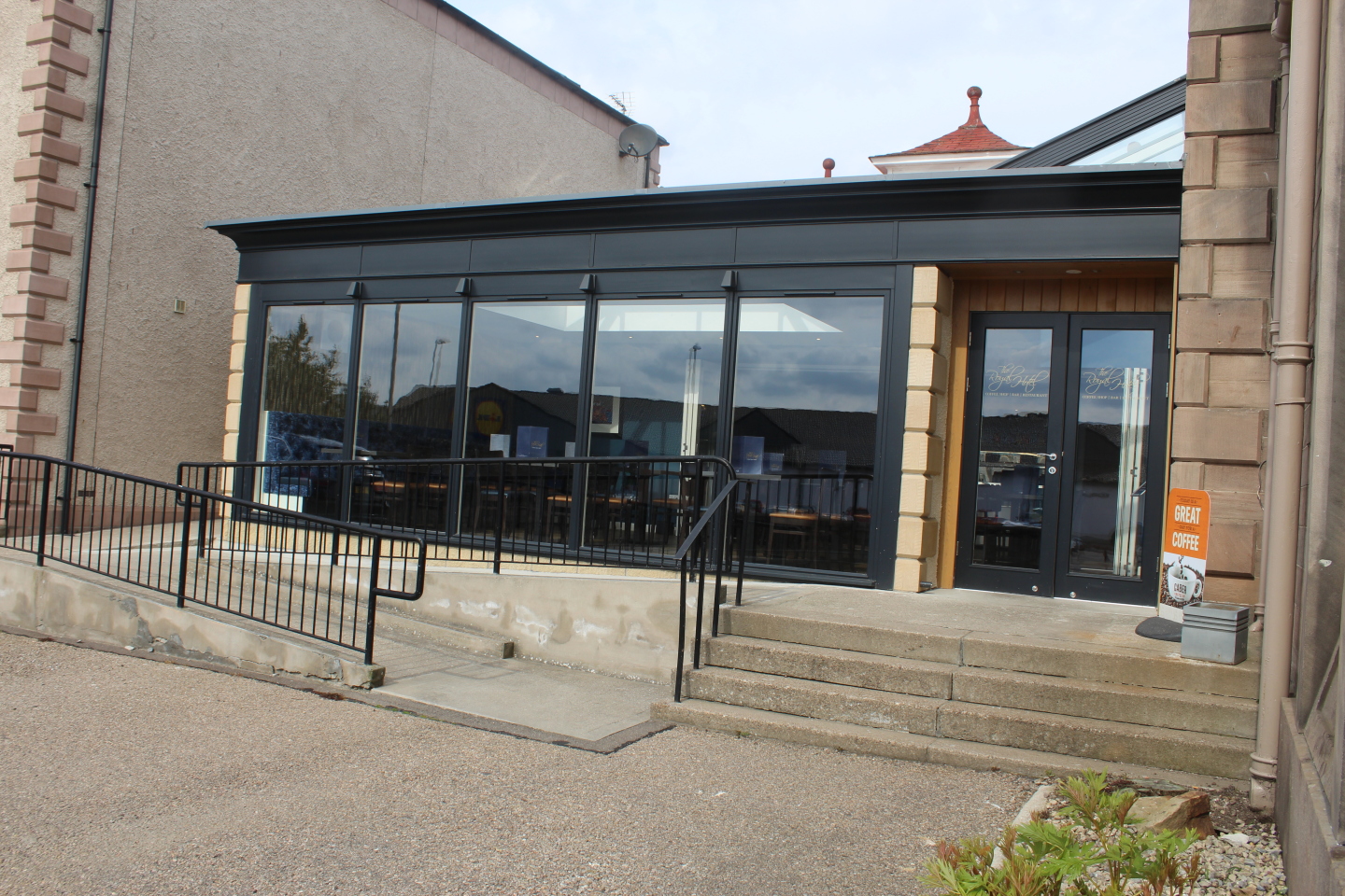 The Royal Hotel, Elgin Homepage