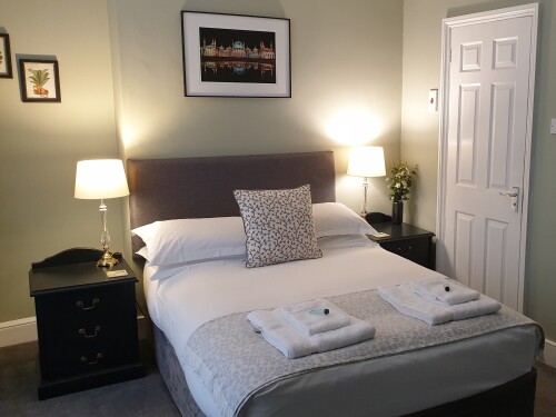 Double room-Standard-Ensuite-First floor - Room Only