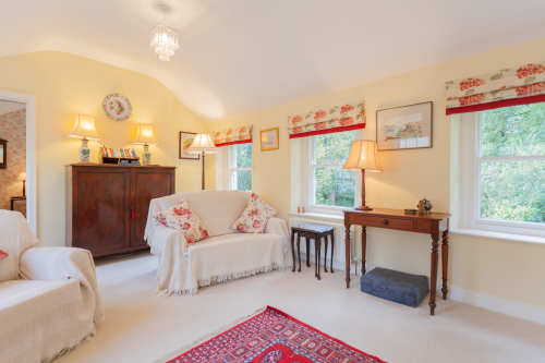 House-Traditional-Ensuite with Bath-Garden view - Base Rate