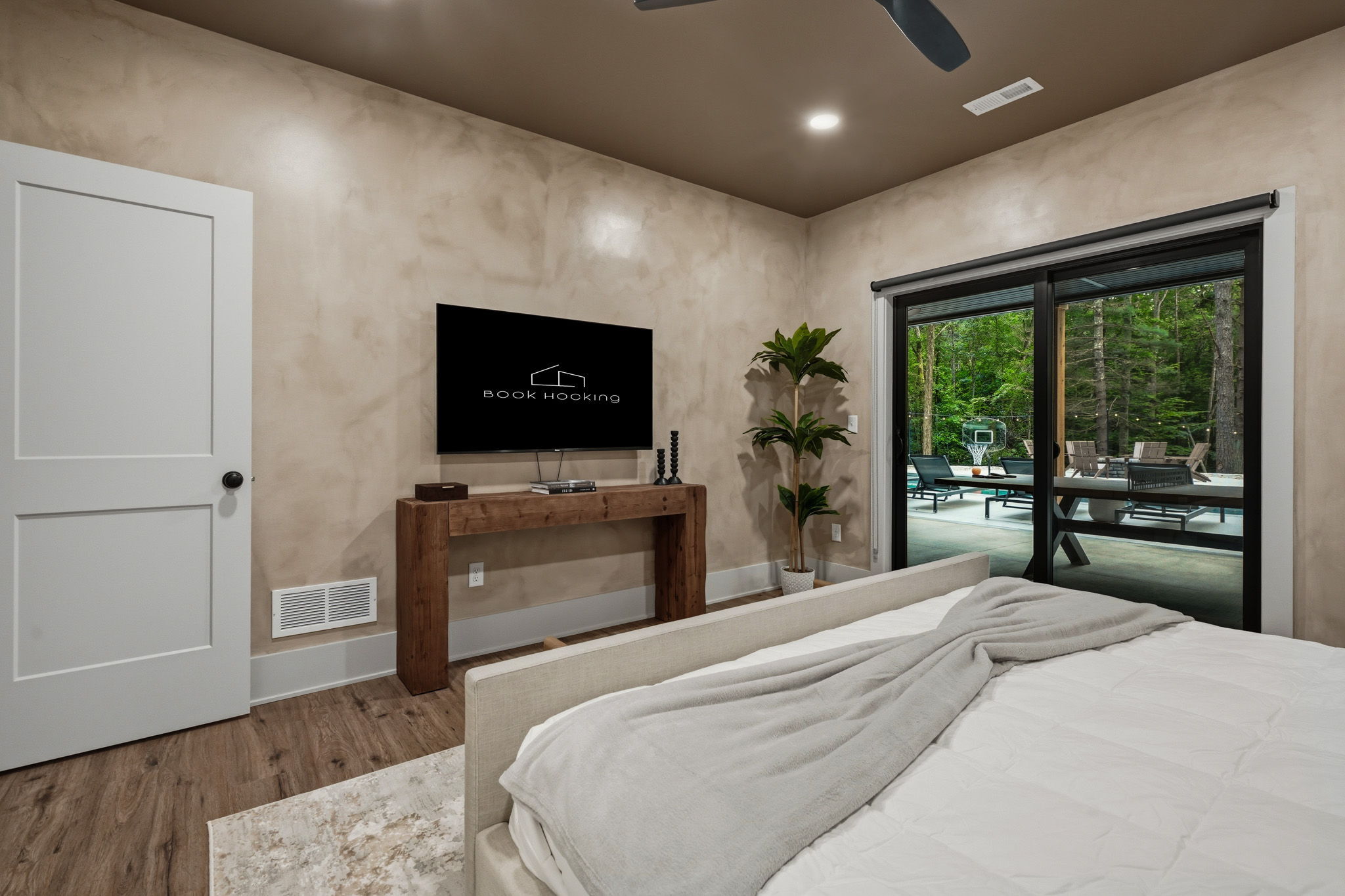 The Rock Haus | Photo 40
