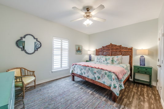 2nd floor has plush memory foam king