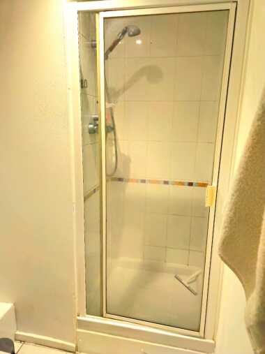 walk in shower_ensuite bathroom