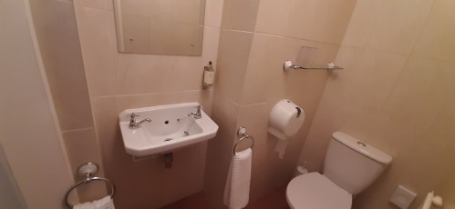 Super King Ensuite with Comfy Chairs Shower Room