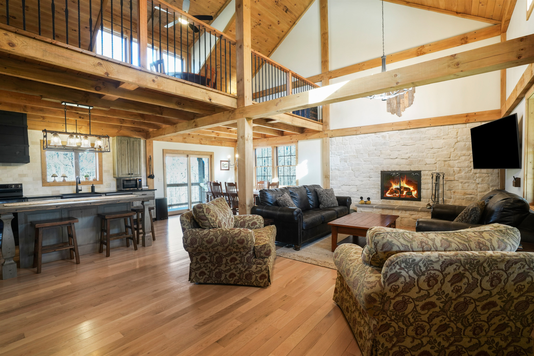 Brawny Woods | Photo 7