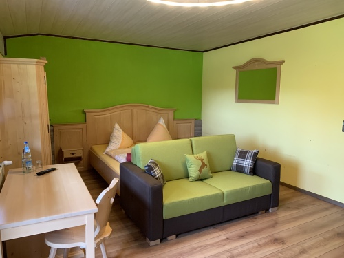 Doppelzimmer-Deluxe-Eigenes Badezimmer-Balkon