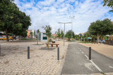 External shared playground 