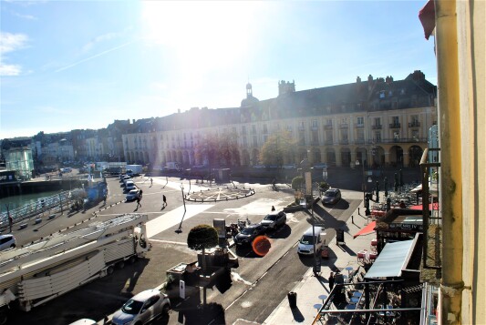Vue sur le port de plaisance
