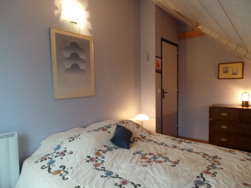 Chambre étage avec salle de bains partagée