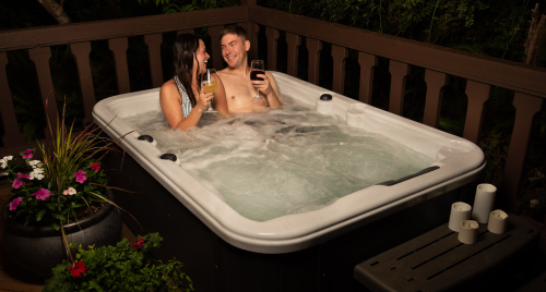 Carriage House Private Outdoor Hot Tub