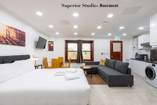 Superior Studio - Basement