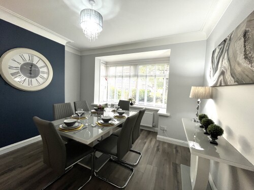 Dining area - time to eat