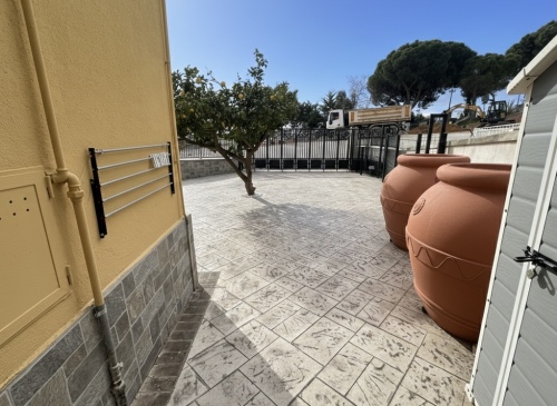 Area esterna - Parcheggio