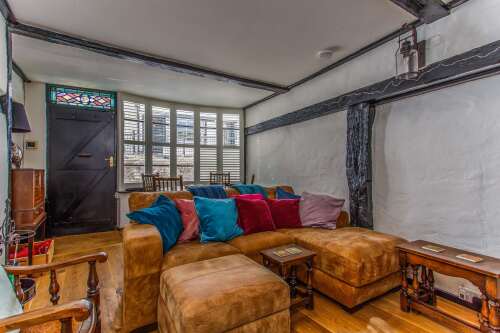 Charming Old Town Cottage With Modern Features - Comfy Sofa
