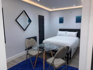 Apt.2Living area with 1 double bed