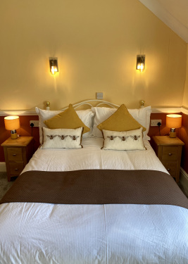 Room 5 (Double)