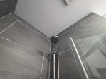 No waiting for the bathroom! This single bedroom comes with its own en suite shower – pure convenience.