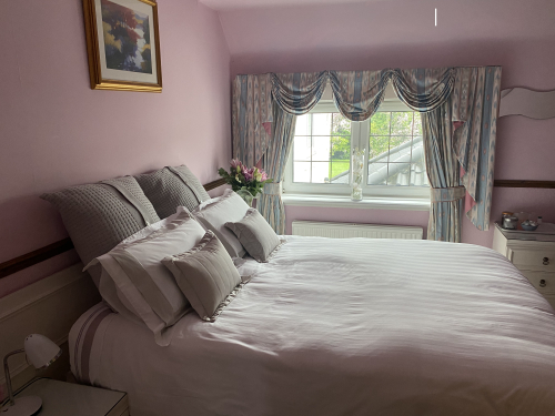 Double room-Standard-Ensuite with Bath-Garden View - Base Rate