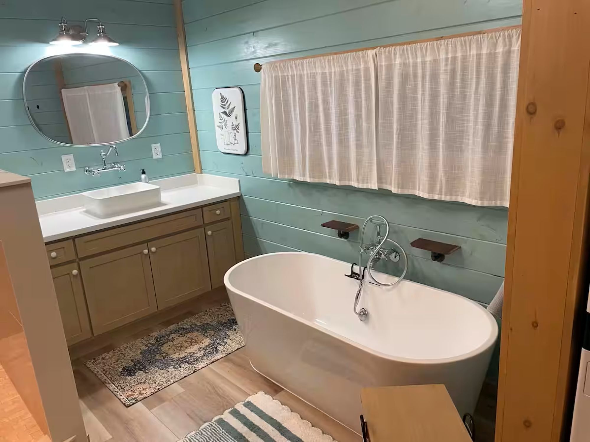 The Cottage on Barton | Photo 15