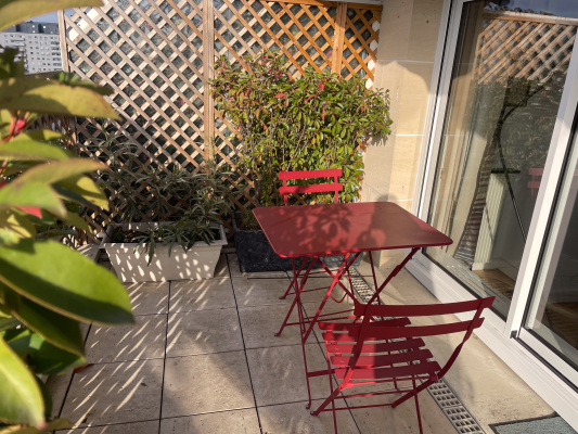 table pour 2 sur terrasse ouest