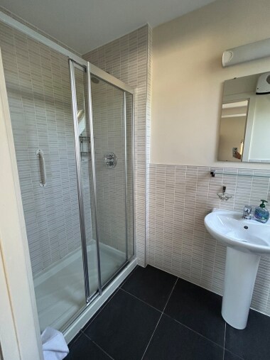 master bedroom ensuite