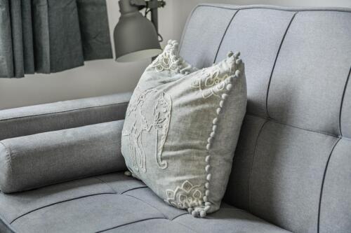 ROOM 4 SOFA