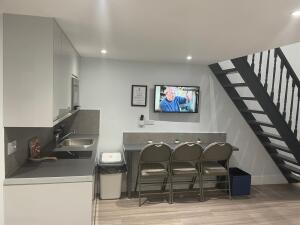 Apt.5 Studio Superior