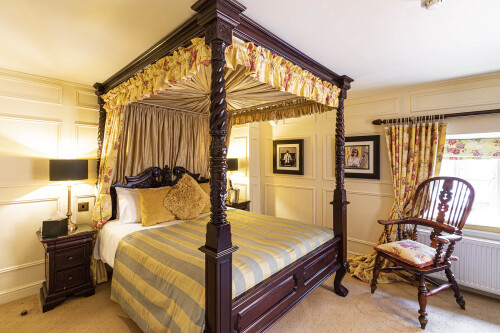 Belasyse - Double room - Ensuite, Four Poster Bed