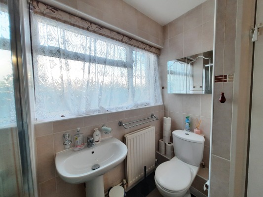 Shared Bathroom - toilet