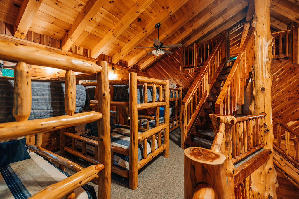 Rustic Cedar Inn | Photo 48