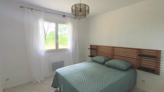 chambre 2 lit en 140 + penderie