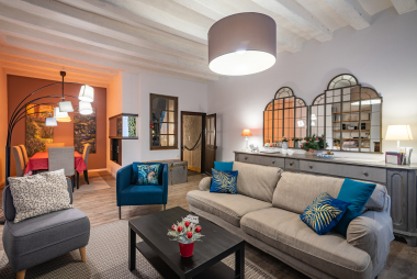 salon à côté salle à manger 