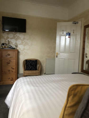 Double room-Ensuite with Shower - Breakfast Included