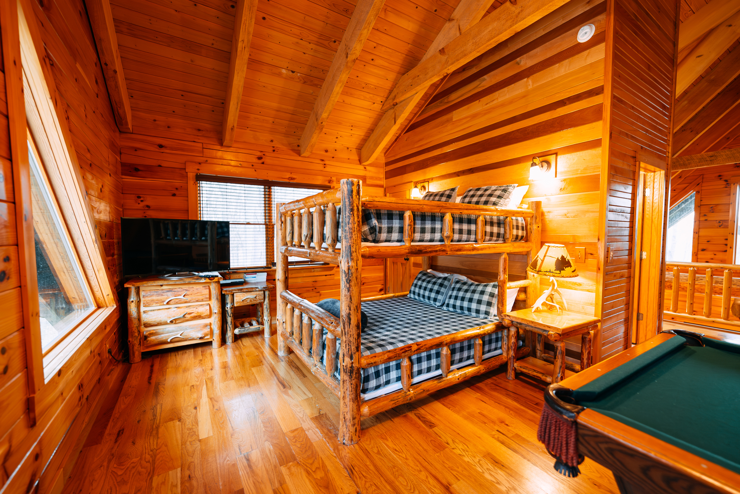 Gray Wolf Lodge | Photo 42