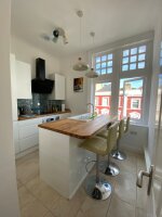 Kitchen and breakfast area