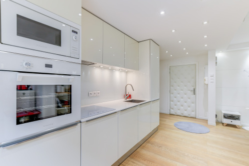 Cuisine et porte d’entrée