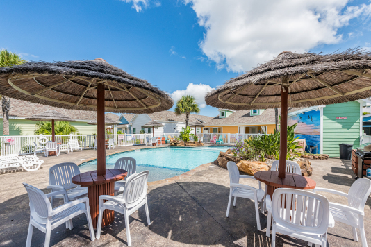 Smaller pool (in front of our patio
