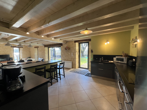 vue depuis l'arrière cuisine