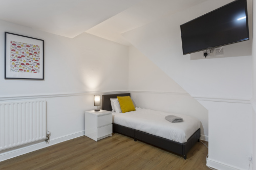 Family Room with Interconnecting Room for 6